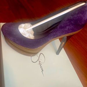 Sexy Purple Pumps